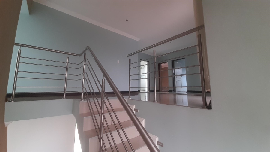 4 Bedroom Property for Sale in Birdwood Estate North West